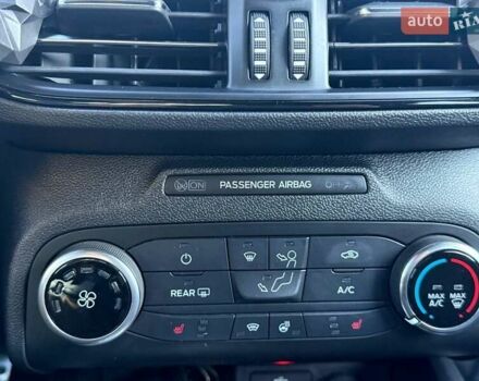 Черный Форд Фокус, объемом двигателя 2 л и пробегом 243 тыс. км за 13799 $, фото 28 на Automoto.ua