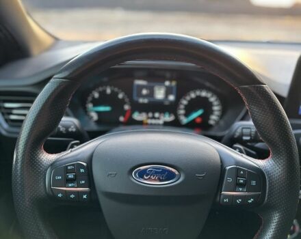 Черный Форд Фокус, объемом двигателя 1.5 л и пробегом 174 тыс. км за 14500 $, фото 15 на Automoto.ua