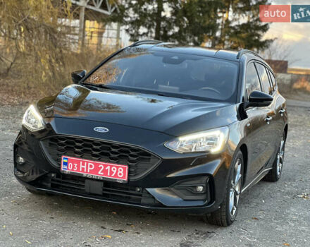 Черный Форд Фокус, объемом двигателя 1.5 л и пробегом 174 тыс. км за 14550 $, фото 1 на Automoto.ua