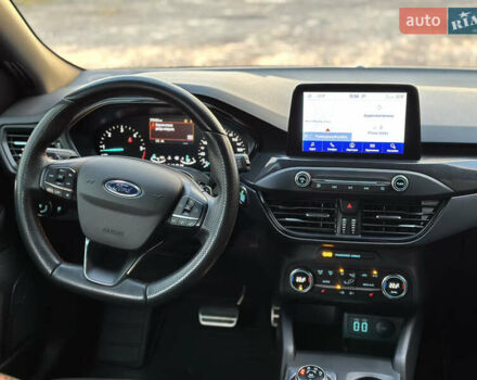 Черный Форд Фокус, объемом двигателя 1.5 л и пробегом 174 тыс. км за 14550 $, фото 21 на Automoto.ua