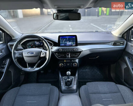 Черный Форд Фокус, объемом двигателя 1.5 л и пробегом 158 тыс. км за 15500 $, фото 9 на Automoto.ua