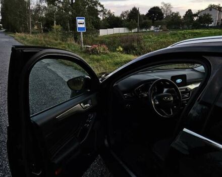 Черный Форд Фокус, объемом двигателя 1.5 л и пробегом 148 тыс. км за 15000 $, фото 1 на Automoto.ua