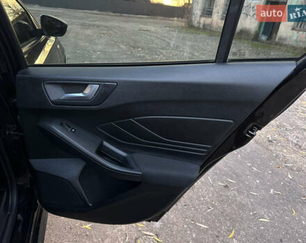 Черный Форд Фокус, объемом двигателя 1.5 л и пробегом 174 тыс. км за 14550 $, фото 23 на Automoto.ua