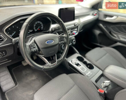 Черный Форд Фокус, объемом двигателя 1.5 л и пробегом 235 тыс. км за 13300 $, фото 29 на Automoto.ua