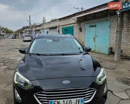 Чорний Форд Фокус, об'ємом двигуна 1.5 л та пробігом 181 тис. км за 13500 $, фото 5 на Automoto.ua