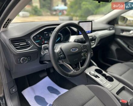 Черный Форд Фокус, объемом двигателя 1.5 л и пробегом 189 тыс. км за 14750 $, фото 18 на Automoto.ua