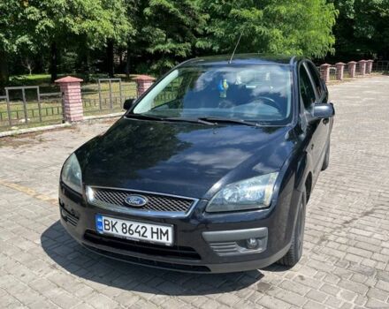 Черный Форд Фокус, объемом двигателя 1.6 л и пробегом 270 тыс. км за 3800 $, фото 1 на Automoto.ua