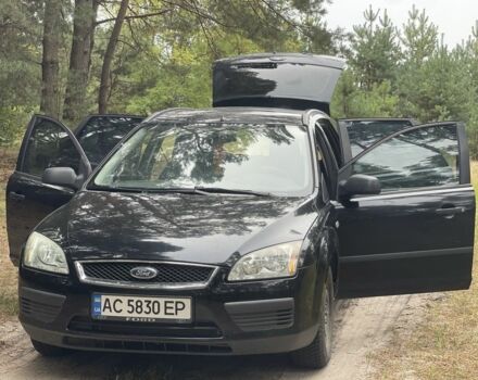 Черный Форд Фокус, объемом двигателя 1.6 л и пробегом 270 тыс. км за 3900 $, фото 1 на Automoto.ua