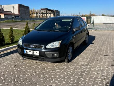 Черный Форд Фокус, объемом двигателя 1.6 л и пробегом 290 тыс. км за 5000 $, фото 1 на Automoto.ua