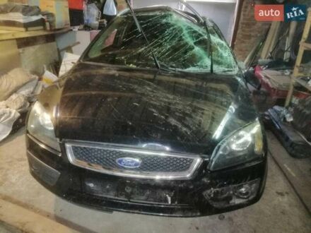 Черный Форд Фокус, объемом двигателя 1.6 л и пробегом 250 тыс. км за 2500 $, фото 1 на Automoto.ua