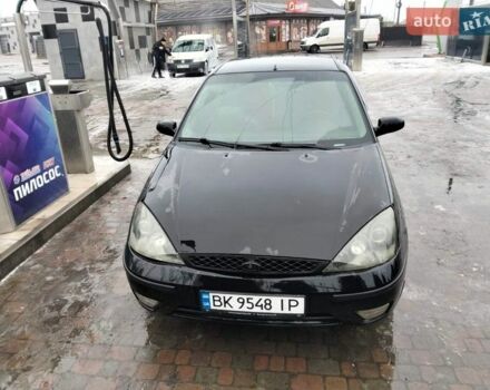 Черный Форд Фокус, объемом двигателя 2.01 л и пробегом 207 тыс. км за 2000 $, фото 1 на Automoto.ua