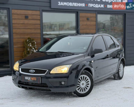 Черный Форд Фокус, объемом двигателя 1.6 л и пробегом 291 тыс. км за 4200 $, фото 1 на Automoto.ua