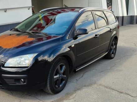 Форд Фокус 2006 у Дніпро (Дніпропетровську) на Automoto.ua Чорний Форд Фокус, об'ємом двигуна 2 л та пробігом 300 тис. км за 2500 $, фото 1 на Automoto.ua