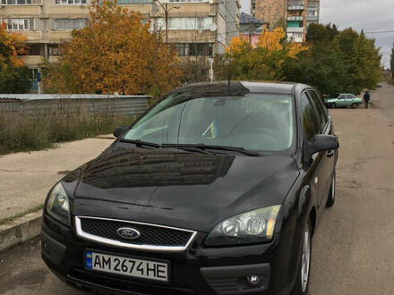 Черный Форд Фокус, объемом двигателя 1.6 л и пробегом 315 тыс. км за 3900 $, фото 1 на Automoto.ua