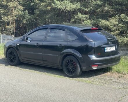Черный Форд Фокус, объемом двигателя 1.6 л и пробегом 258 тыс. км за 5250 $, фото 1 на Automoto.ua