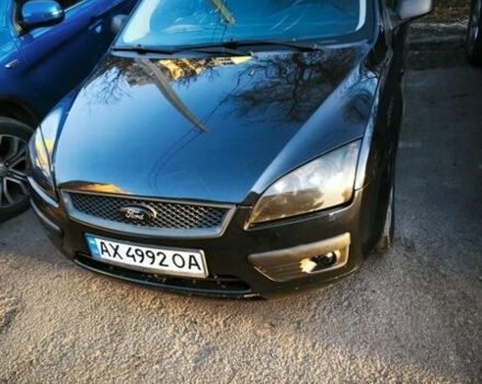 Черный Форд Фокус, объемом двигателя 1.8 л и пробегом 280 тыс. км за 3000 $, фото 1 на Automoto.ua