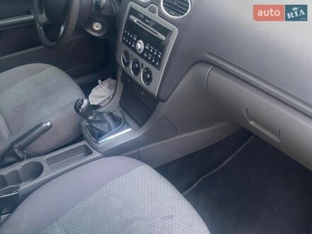 Черный Форд Фокус, объемом двигателя 1.8 л и пробегом 235 тыс. км за 3300 $, фото 1 на Automoto.ua