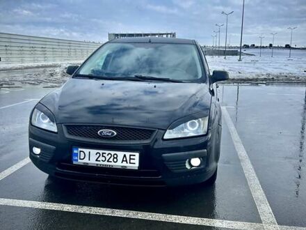 Черный Форд Фокус, объемом двигателя 1.6 л и пробегом 120 тыс. км за 4400 $, фото 1 на Automoto.ua