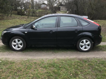 Черный Форд Фокус, объемом двигателя 1.6 л и пробегом 215 тыс. км за 4500 $, фото 1 на Automoto.ua