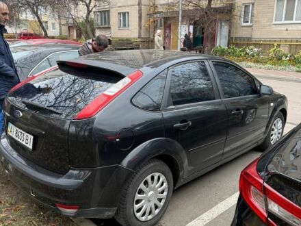 Черный Форд Фокус, объемом двигателя 1.6 л и пробегом 208 тыс. км за 3500 $, фото 1 на Automoto.ua