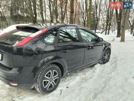 Черный Форд Фокус, объемом двигателя 1.6 л и пробегом 300 тыс. км за 4000 $, фото 1 на Automoto.ua