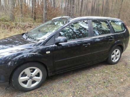 Черный Форд Фокус, объемом двигателя 1.8 л и пробегом 300 тыс. км за 2400 $, фото 1 на Automoto.ua