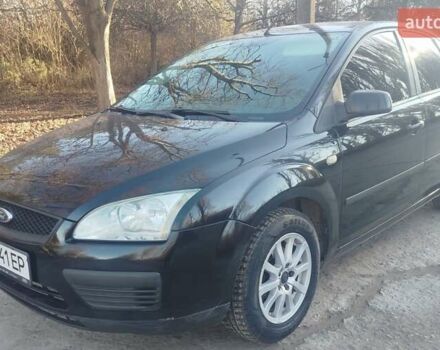 Черный Форд Фокус, объемом двигателя 1.8 л и пробегом 268 тыс. км за 3900 $, фото 1 на Automoto.ua