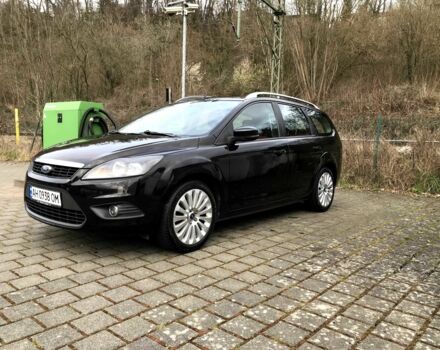 Черный Форд Фокус, объемом двигателя 1.6 л и пробегом 220 тыс. км за 4614 $, фото 1 на Automoto.ua