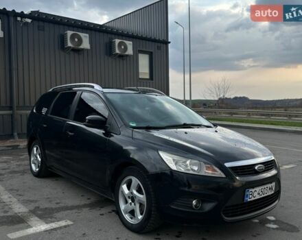 Черный Форд Фокус, объемом двигателя 1.6 л и пробегом 295 тыс. км за 5599 $, фото 1 на Automoto.ua