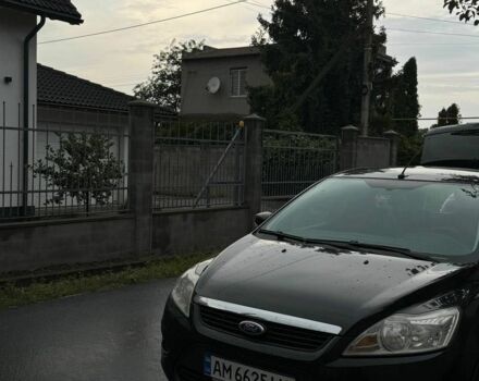 Черный Форд Фокус, объемом двигателя 1.6 л и пробегом 365 тыс. км за 4500 $, фото 1 на Automoto.ua