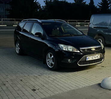 Черный Форд Фокус, объемом двигателя 1.8 л и пробегом 244 тыс. км за 5400 $, фото 1 на Automoto.ua