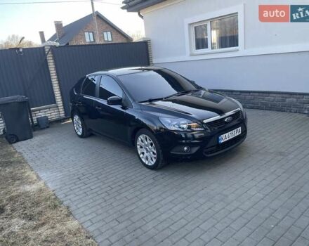 Черный Форд Фокус, объемом двигателя 1.6 л и пробегом 270 тыс. км за 5200 $, фото 1 на Automoto.ua