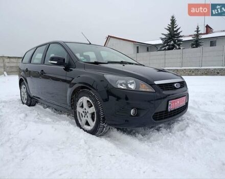 Черный Форд Фокус, объемом двигателя 1.6 л и пробегом 214 тыс. км за 5900 $, фото 1 на Automoto.ua