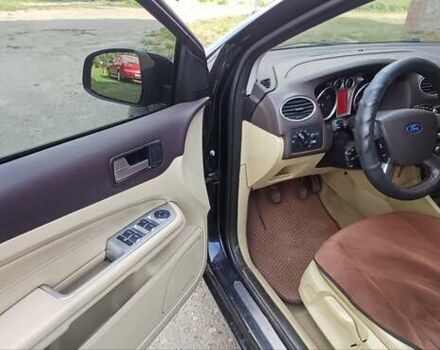 Чорний Форд Фокус, об'ємом двигуна 2 л та пробігом 278 тис. км за 7200 $, фото 1 на Automoto.ua