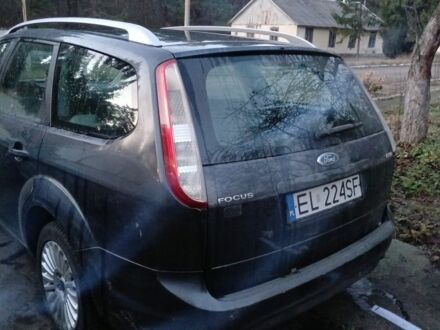 Черный Форд Фокус, объемом двигателя 1.6 л и пробегом 360 тыс. км за 1537 $, фото 1 на Automoto.ua