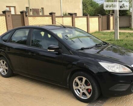 Черный Форд Фокус, объемом двигателя 1.6 л и пробегом 263 тыс. км за 5950 $, фото 1 на Automoto.ua