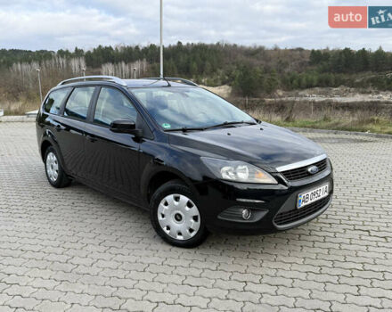 Черный Форд Фокус, объемом двигателя 1.6 л и пробегом 217 тыс. км за 5450 $, фото 1 на Automoto.ua