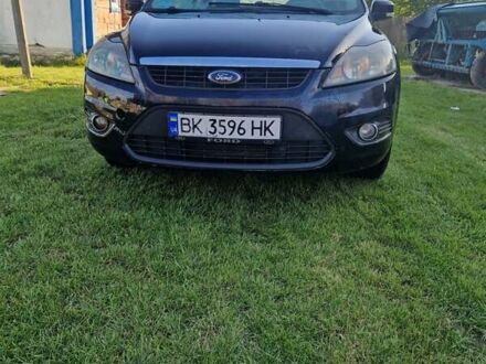 Черный Форд Фокус, объемом двигателя 1.56 л и пробегом 320 тыс. км за 4850 $, фото 1 на Automoto.ua
