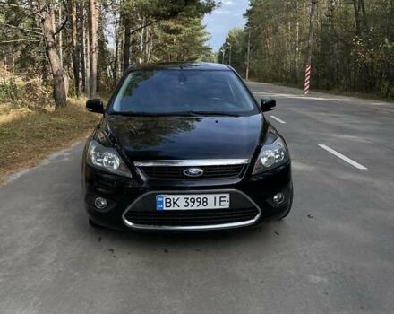 Чорний Форд Фокус, об'ємом двигуна 2 л та пробігом 257 тис. км за 5400 $, фото 1 на Automoto.ua