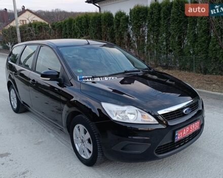 Черный Форд Фокус, объемом двигателя 1.6 л и пробегом 252 тыс. км за 5599 $, фото 1 на Automoto.ua