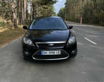 Чорний Форд Фокус, об'ємом двигуна 2 л та пробігом 257 тис. км за 5400 $, фото 1 на Automoto.ua