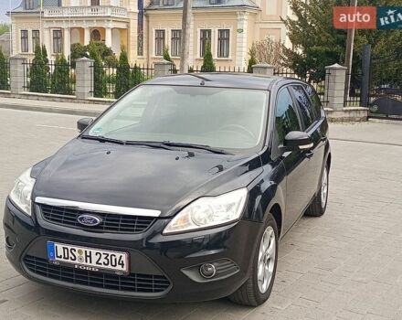 Черный Форд Фокус, объемом двигателя 1.6 л и пробегом 203 тыс. км за 6600 $, фото 1 на Automoto.ua