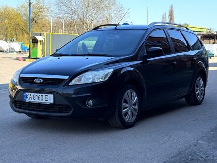 Черный Форд Фокус, объемом двигателя 1.6 л и пробегом 250 тыс. км за 5300 $, фото 1 на Automoto.ua