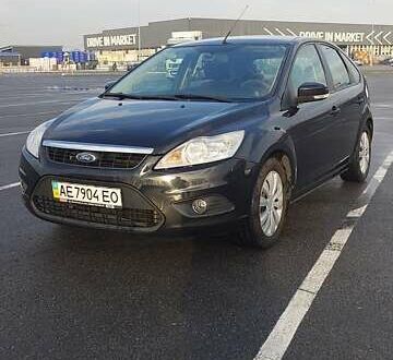 Черный Форд Фокус, объемом двигателя 1.6 л и пробегом 211 тыс. км за 5600 $, фото 1 на Automoto.ua