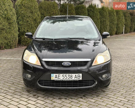 Черный Форд Фокус, объемом двигателя 2 л и пробегом 410 тыс. км за 3999 $, фото 1 на Automoto.ua