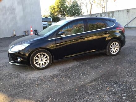 Черный Форд Фокус, объемом двигателя 1.6 л и пробегом 205 тыс. км за 7900 $, фото 1 на Automoto.ua