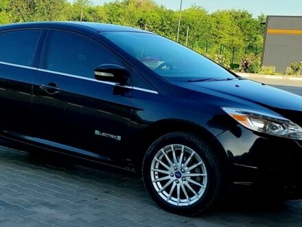 Форд Фокус 2012 в Днепре (Днепропетровске) на Automoto.ua Черный Форд Фокус, объемом двигателя 0 л и пробегом 160 тыс. км за 6800 $, фото 1 на Automoto.ua