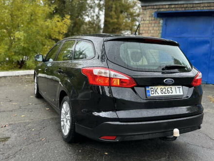 Форд Фокус 2012 у Києві на Automoto.ua Чорний Форд Фокус, об'ємом двигуна 1.6 л та пробігом 269 тис. км за 6950 $, фото 1 на Automoto.ua