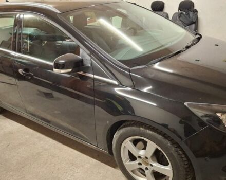 Черный Форд Фокус, объемом двигателя 1.6 л и пробегом 250 тыс. км за 8000 $, фото 1 на Automoto.ua