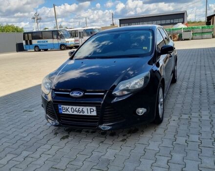 Черный Форд Фокус, объемом двигателя 1.6 л и пробегом 290 тыс. км за 7800 $, фото 1 на Automoto.ua